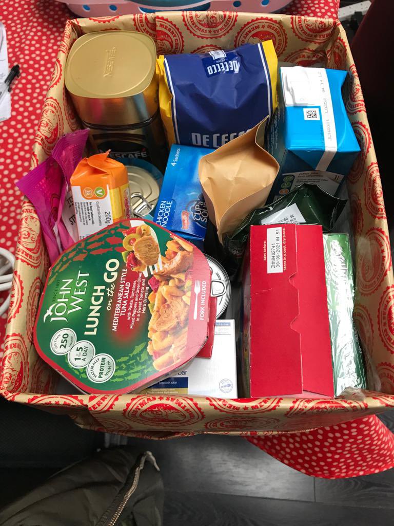 FOICHS's tweet photo. Amazing work boys & families. Last day today. Keep them coming.
If you forgot this morning, speak to office, there may be a possiblility to drop off before end of the day.
#redbridgehomeless #feedthehungry #feedhomeless https://t.co/3D4AKGapgN