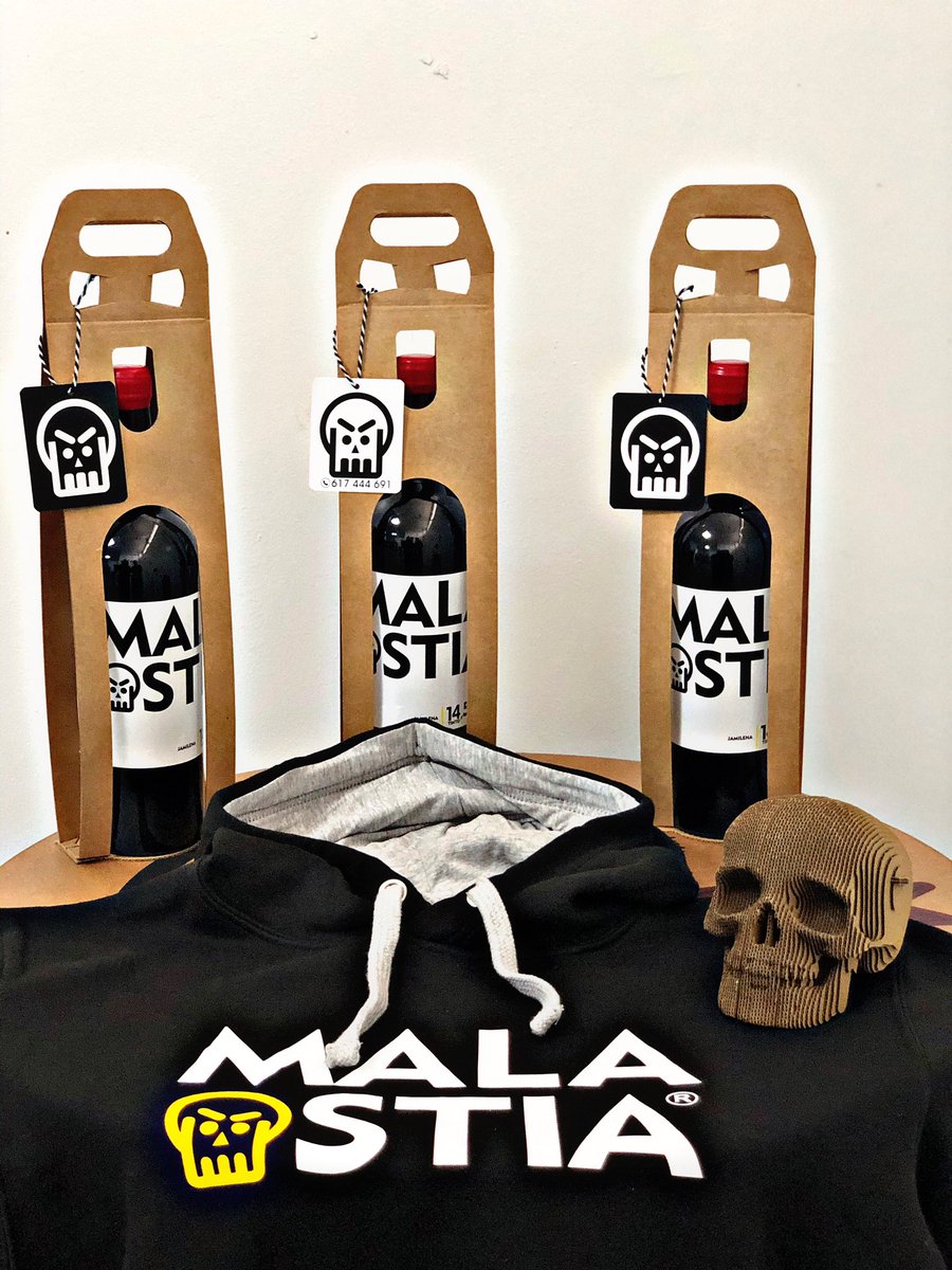 bodegascefrian's tweet photo. ✨Nuevas cajas de regalo✨
Sorprende está navidad regalando mala💀stia y acompáñalo de una de nuestras sudaderas!! 
Regala MALA💀STIA, es un acierto seguro 😉
Contacta con nosotros sin compromiso para más información.
#bodegascefrian #vino https://t.co/ODc5MXxwsD