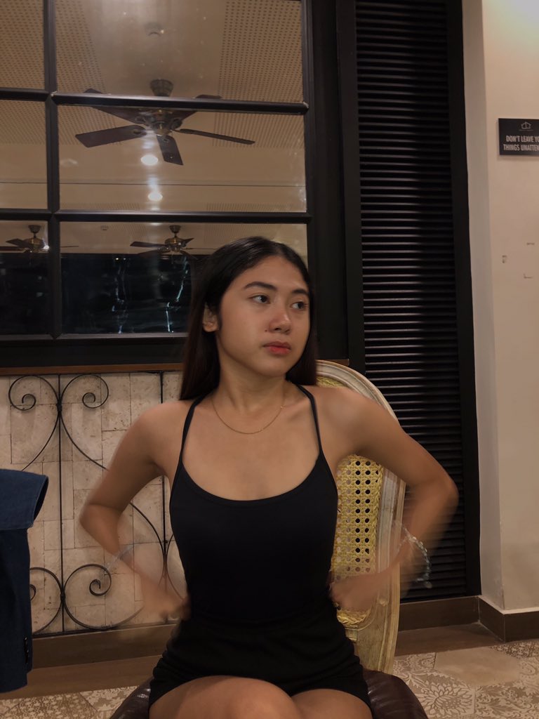 kiem_anndreah's tweet photo. best photographer goes to my bff @trsmds 🥳 https://t.co/XUPtlmnkUo