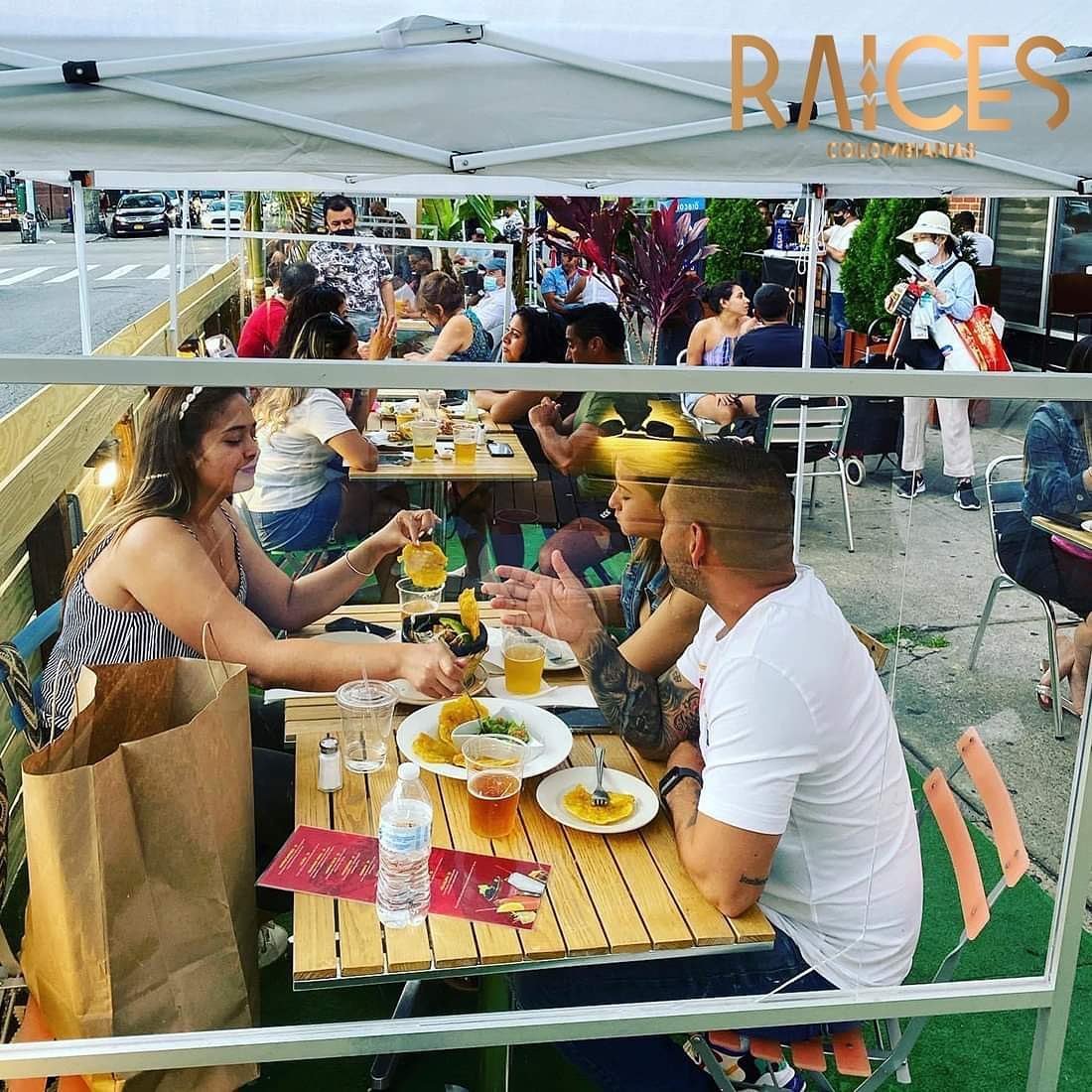 raicesrestny's tweet photo. We bring you delicious flavors so that you can share the magic of our dishes with your favorite people.✨ We are waiting for you with high quality products and an excellent presentation.🤩

📍 86-02 37th Ave Jackson Heights
📞718-779-7595
.
#RaicesColombianas #comidatradicional https://t.co/7dHhaOol7M