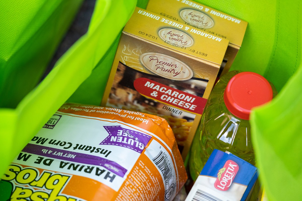 CCADW's tweet photo. Even before the pandemic, almost 415,000 people in the #DC metro area were food insecure. A donation of $100 to the Virtual Food Drive gives a family one monthβs worth of food assistance https://t.co/CWeyb9DxvH #fightinghunger #MTPDC https://t.co/HjVNz13INr