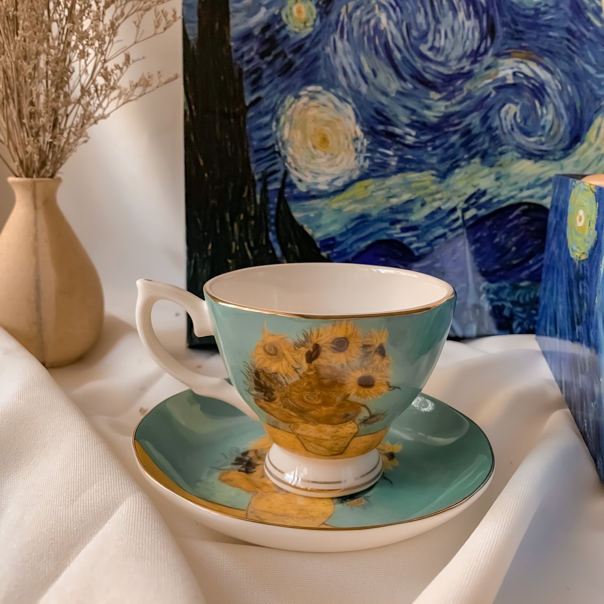 benandbart's tweet photo. Introducing our Van Gogh Teacup Gift Bundle! 🎨 

Available tonight , 9pm through our website with limited stocks on hand 💝https://t.co/5WTfCpa94o https://t.co/zn6sj10UbO