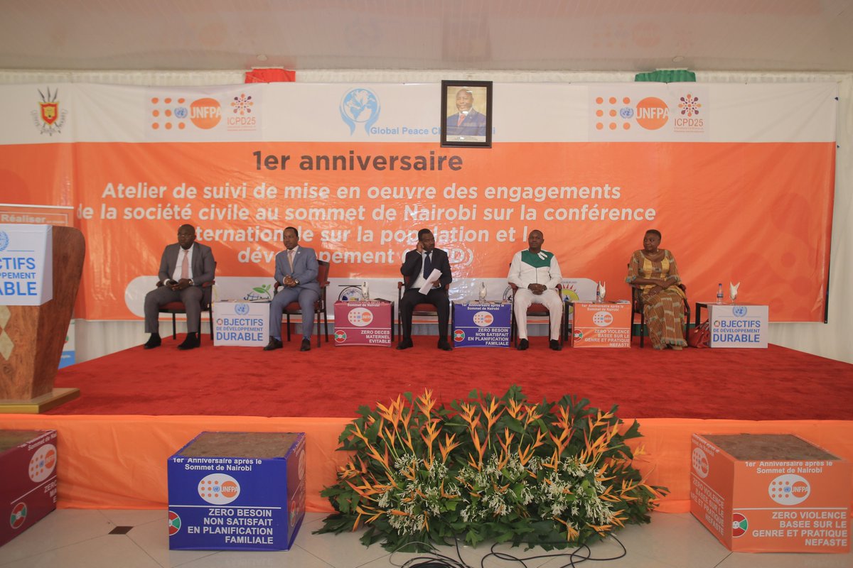 gdcb22's tweet photo. After the Nairobi Summit #ICPD25 , Burundian civil society and #Burundiyouth meet to discuss the commitments made to accelerate the promise. More than 100 young people participated in the workshop..#TheMarchContinues #ICPD25_Bdi @UNFPABurundi @tiemrich https://t.co/XU9OynKXF3