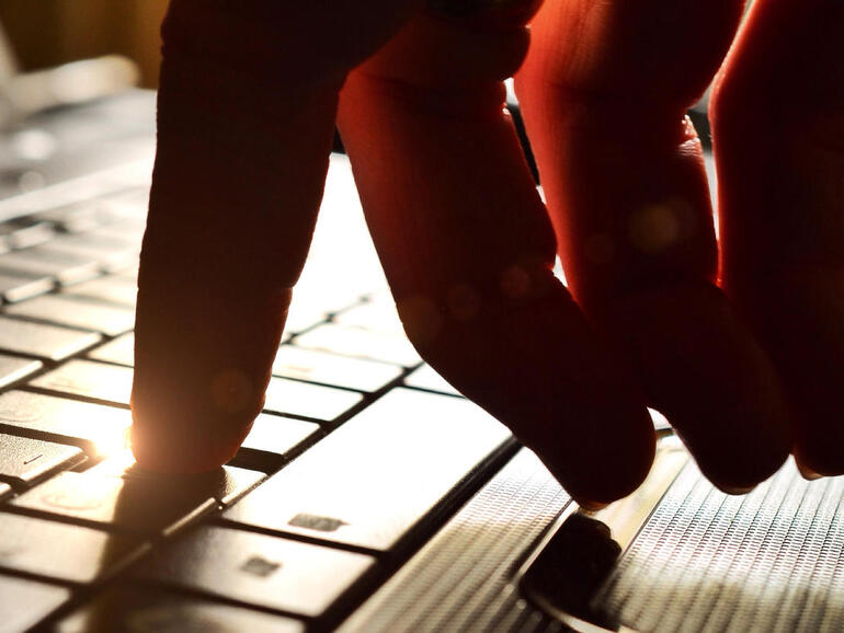 TechRepublic's tweet photo. More Windows 10 run commands you should know (but probably forgot) https://t.co/mRyqWKWO79 https://t.co/ZFhD6Yg7eM