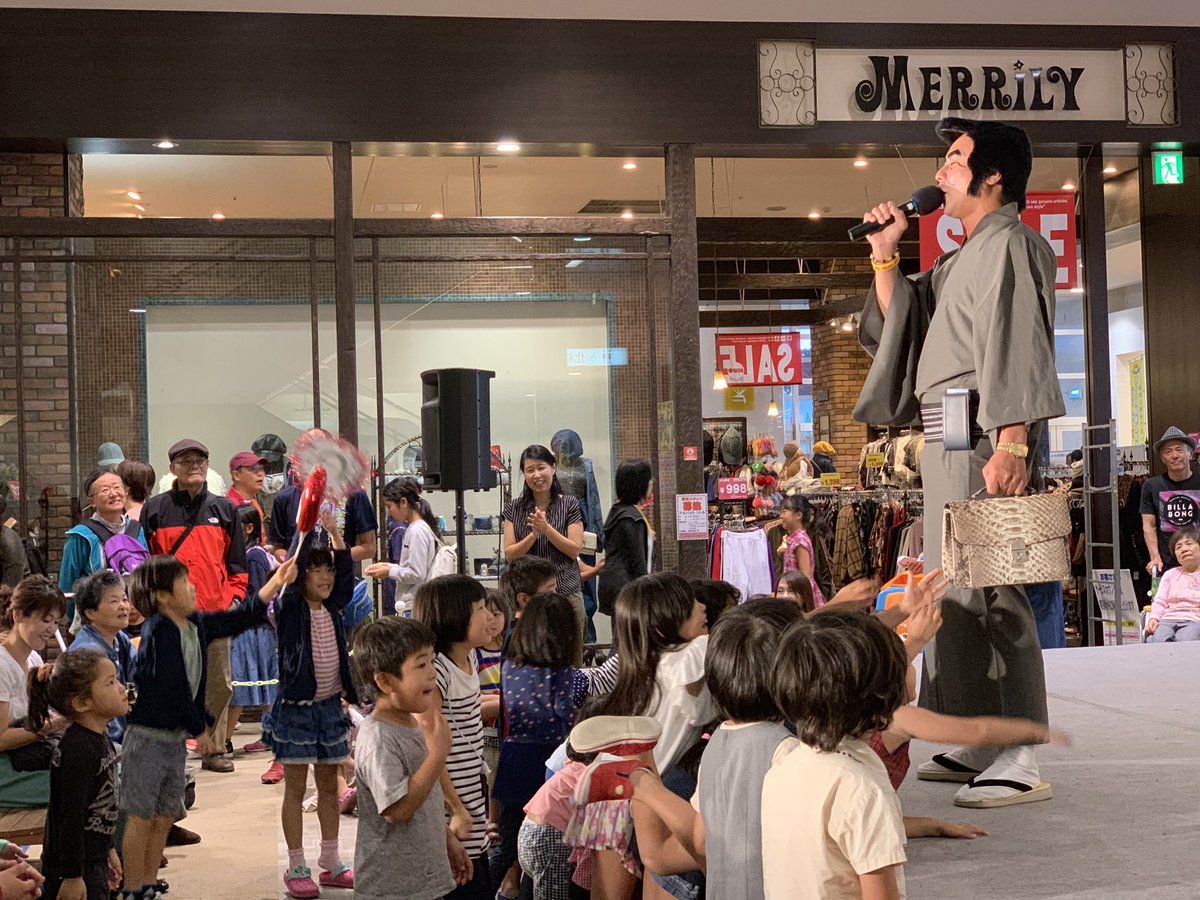 vvokinawa's tweet photo. ちなみに
ゴエク先生は
子供達にも大人気です https://t.co/50tcsrlLvg