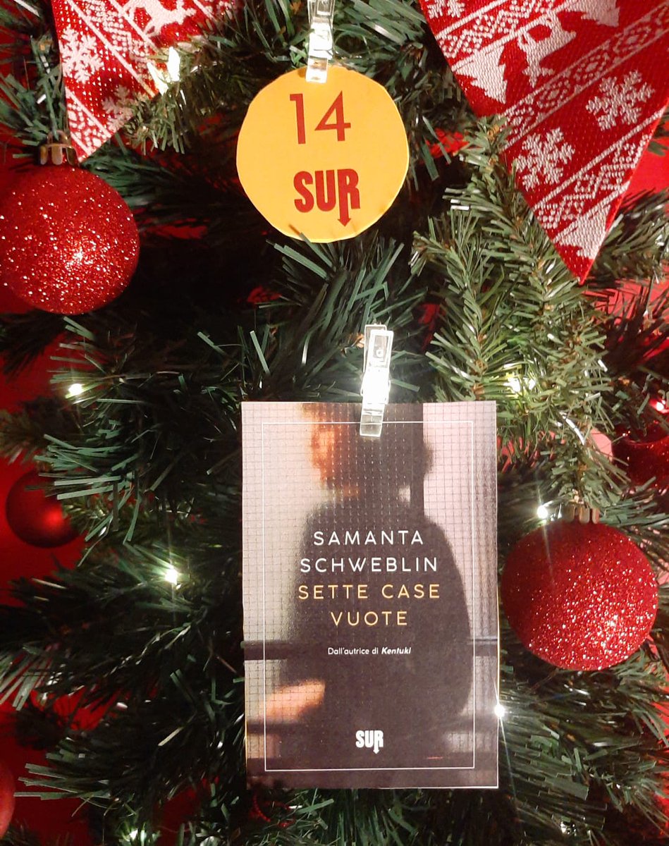 edizioniSUR's tweet photo. 🌜Nel solco dei migliori racconti del terrore, in «Sette case vuote» Samanta Schweblin mette a nudo il lato più spettrale e perturbante della realtà.🌛
Con un ritmo che cattura dalla prima all’ultima pagina. 🥁
➡ https://t.co/VsapOJVQ52
#Avvento20 #comingSUR https://t.co/5Qa0rVHmd8