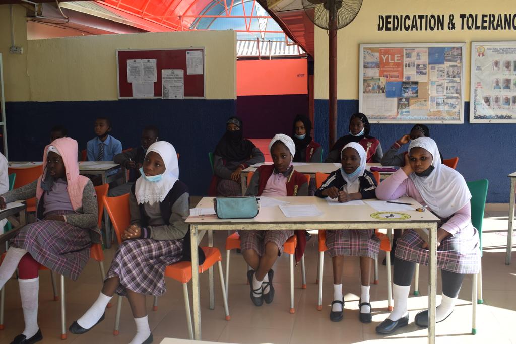 NticNur_Pry's tweet photo. CO-ED  ENGLISH  CLASS (AN INTERACTIVE AND INTERESTING LESSON) https://t.co/VhukHhIHzM