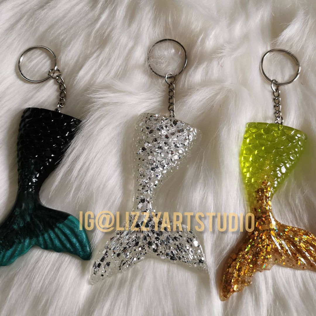 Key holders; comes in variety designs IG page https://instagram.com/lizzyartstudio?igshid=1qcsk4ikxtyyw #MondayMotivation  #mondaythoughts