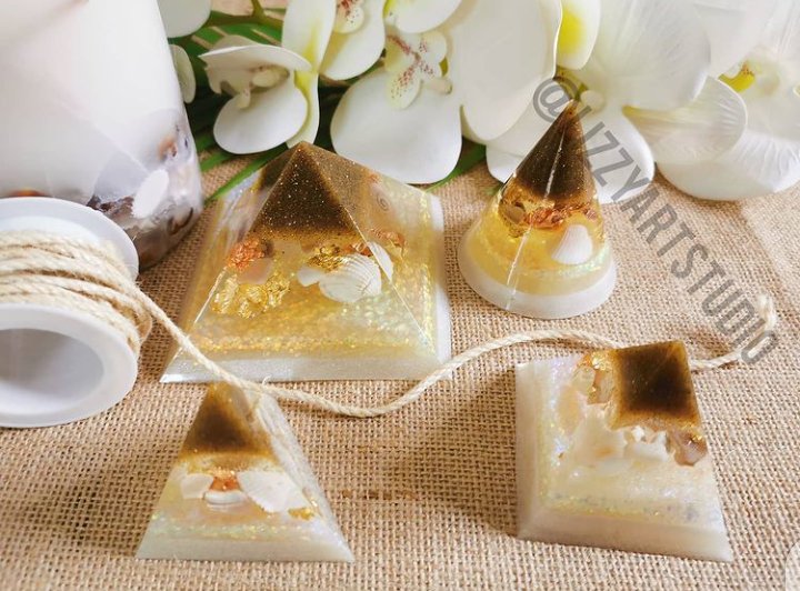 Spice your home and offices with these beautiful decos.Can be customize to your taste too. #MondayMotivation  #mondaythoughts