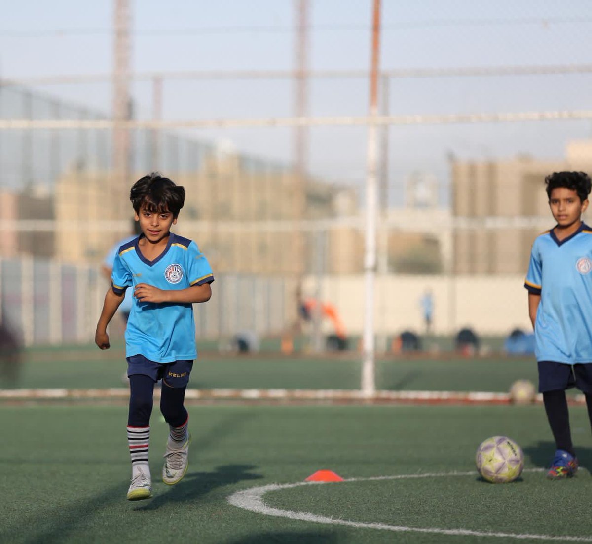 ALMOTAWA_FC's tweet photo. 📸⚽️

صور من تدريبات 
#اكاديميه_المطوع 

• https://t.co/ZbtJGccJPa