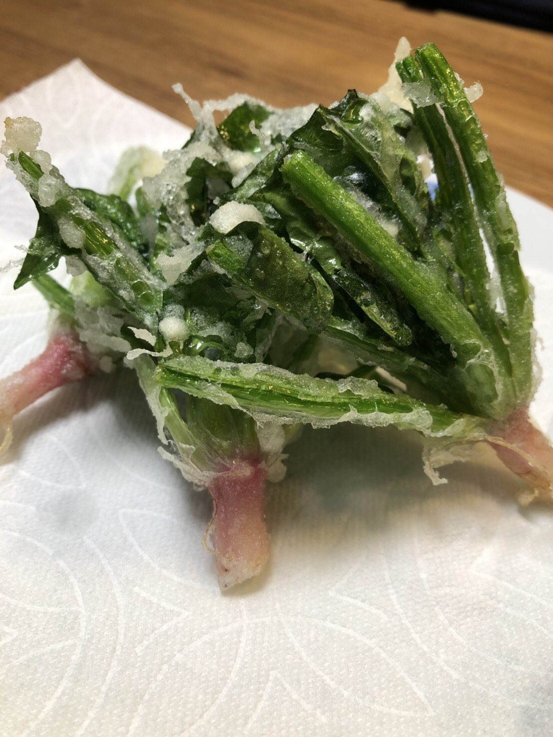 Team550 奥三河ほうれん草 ほうれん草の根っこの天ぷら 根っこは捨てずに天ぷらにすると 芋のようにホクホクです 天ぷら 天麩羅 奥三河ほうれん草 ほうれん草 Team550 T Co Ik8pvpjkhh Twitter