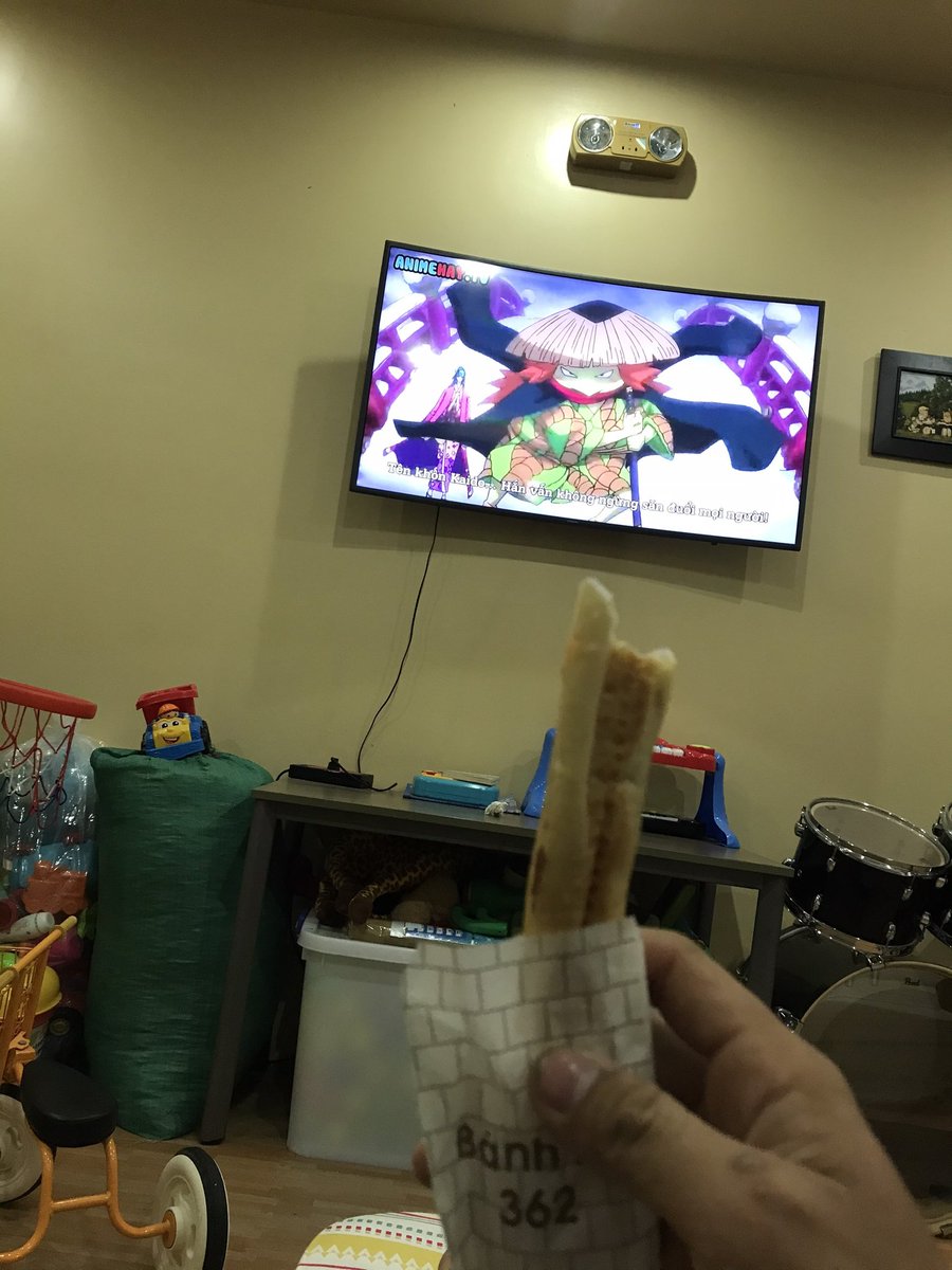 stenvenphan's tweet photo. Bánh mì không 😎 https://t.co/7c3demRb1i