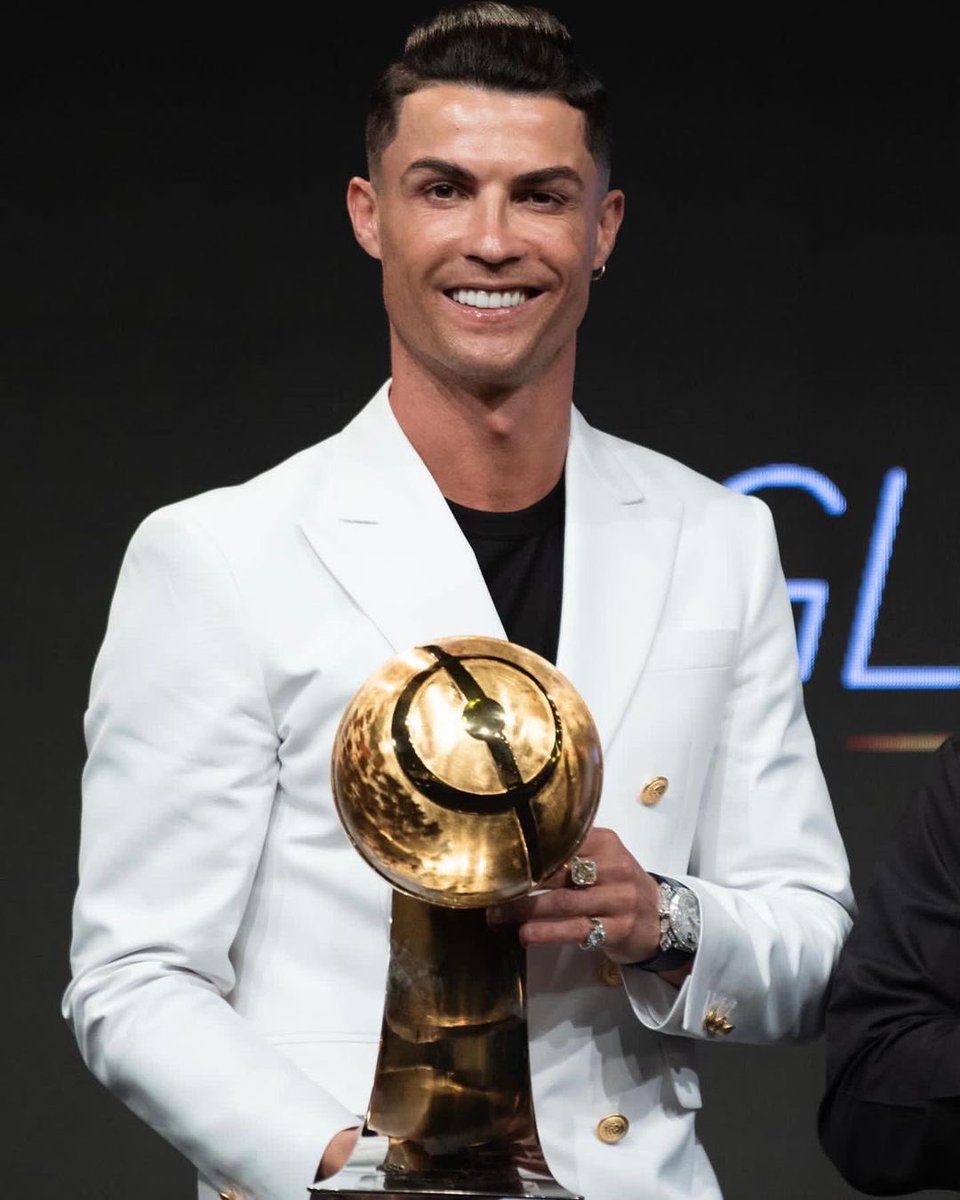 I'm honored and proud to be among the finalists for the Globe Soccer Player of the Year and Player of the Century awards. It's always a pleasure and absolute joy to receive such public recognition from football fans all around the world.😀👏🏽