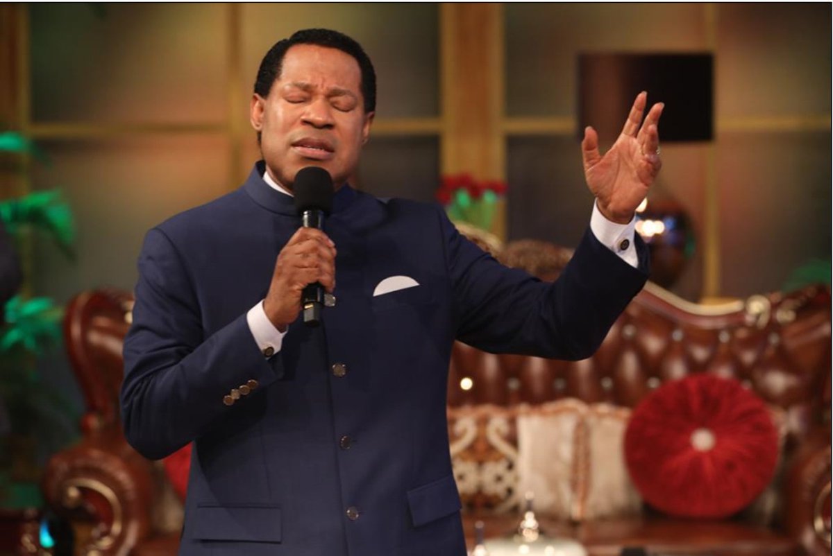 loveworldce's tweet photo. It’s our Month of Thanksgiving &amp; at our times of prayer today, we’ll pray fervidly in tongues of the Spirit for most of our 15min prayer sessions. Thank the Lord profusely for the eternal victory of the Church over the powers of darkness and for the...  https://t.co/GEdlQDtcMB https://t.co/ziTUpk0sza