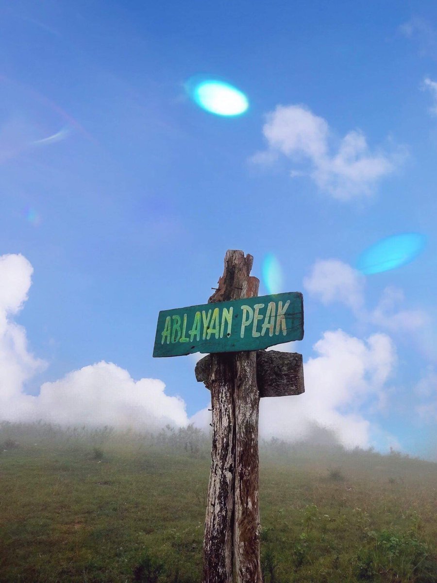 pina_talk's tweet photo. 📍Ablayan Peak , Boljoon, Cebu

A mountain where the towns of Boljoon, Malabuyoc, and Oslob meets. https://t.co/tU98h8pVLK