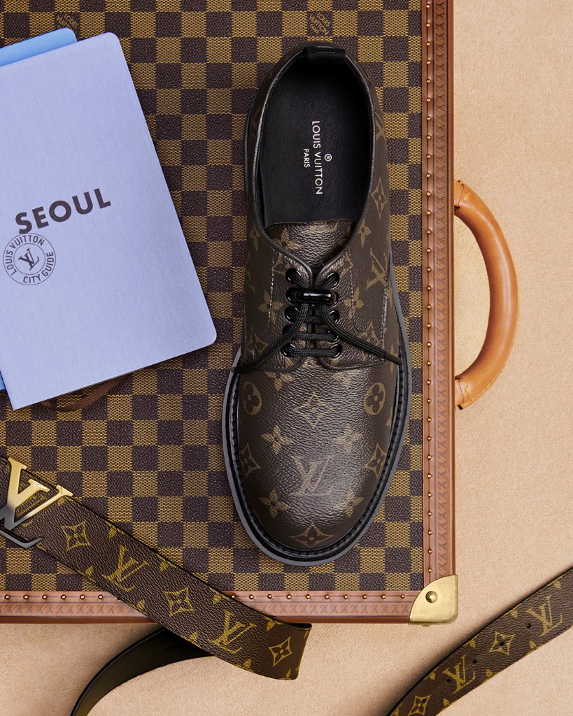 Louis Vuitton on X: Dreaming of adventure. #LouisVuitton designs