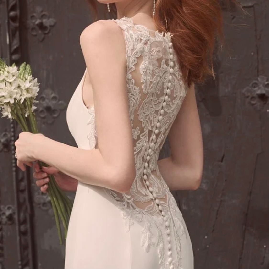 Really?

At what point does a modern crepe wedding gown cross over from simple and chic to insanely romantic, Maggie Sottero made it possible? Alyssa we Adore you! 

noraevebridal.co.uk