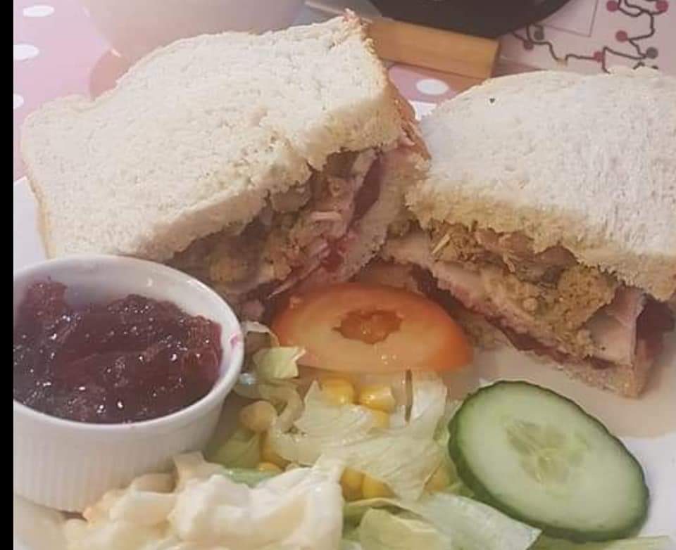 teapot6a's tweet photo. Feeling festive @littleteapot9..... our #Christmas Christmas menu is now available. #makingthebestof2020 #tearoom @ParkMallAshford #Ashford @love_ashford #Kent #timeforturkey https://t.co/U5Dr0n7vim