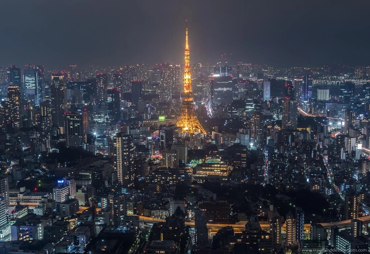 providing a sense of liminality and uneasiness where what is supposed to be SUNNY, WESTERN, and ALL AMERICAN city of Los Angeles is transformed into a hellscape akin to Tokyo at nightCompare the pic of BR's LA on the left with Tokyo irl on the right6/