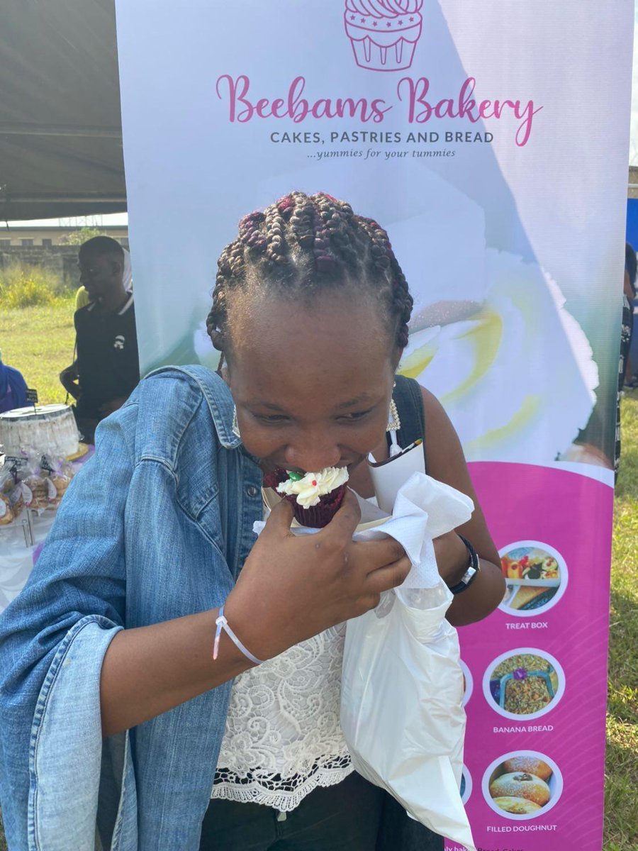 BeebamsBakery's tweet photo. Beautiful people enjoying their yummy treats from us at the Junkfest festival #junkfestlagos #beebams https://t.co/nXAy61Asmj