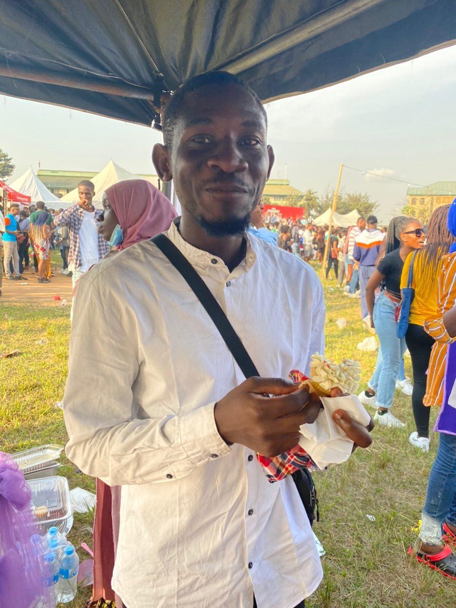 BeebamsBakery's tweet photo. Beautiful people enjoying their yummy treats from us at the Junkfest festival #junkfestlagos #beebams https://t.co/nXAy61Asmj
