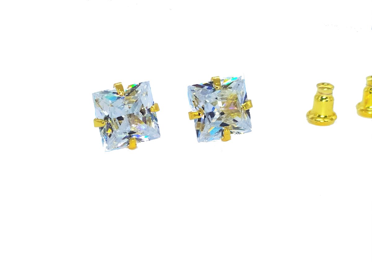 RebelWACauseF's tweet image. CHECK THIS OUT! #crystalstuds ebay.co.uk/itm/2838371461… via @ebay_UK @ebay  #icecrystalstuds #squarestuds #squarediamond #bling @i_simplyi2 #christmasgift #fashionjewellery