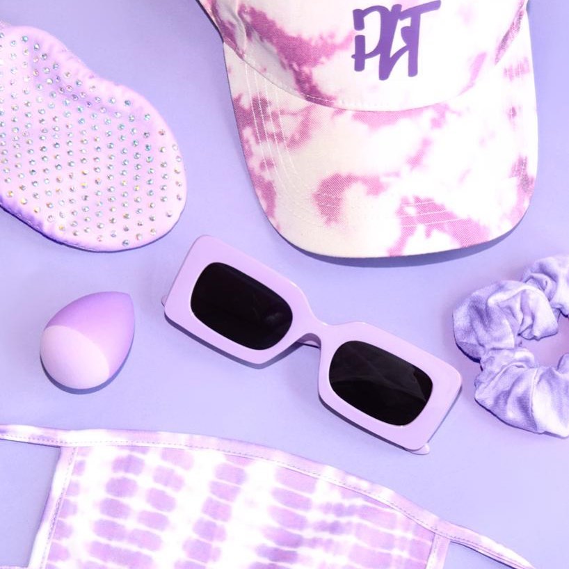 OfficialPLT's tweet photo. Tweet us an item you want this Christmas from our site 🦄💖 and this gift might be delivered to your door tomorrow  👀🤭RT &amp; use the hashtag #PLTChristmasGifts so we can see you 🤩

Shop 40% off PLT through this link ✨👉 https://t.co/OWt3MZrTwv https://t.co/wRJgEZZeRS