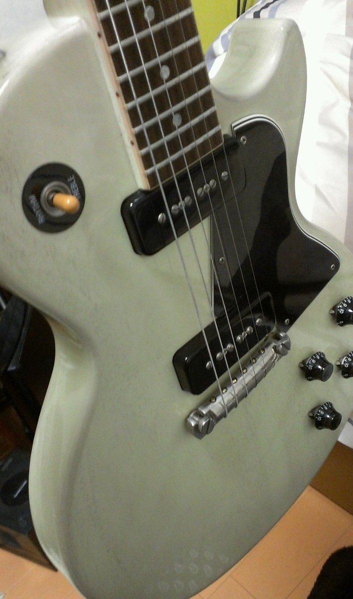 4trattore's tweet photo. 【使用機材】
エレキ：Momose MC1-STD NJ
エレキ：Gibson ﾋｽｺﾚ60's Les Paul special
アコギ：Takamine TDP512
インターフェース：UR22C
プラグインFX：BIAS FX 2 Elite

【エフェクター系(動画では使いません)】
・Xotic Soul Driven
・Strymon El Capistan
・Marshall フットスイッチ https://t.co/WRdqrNxPZp