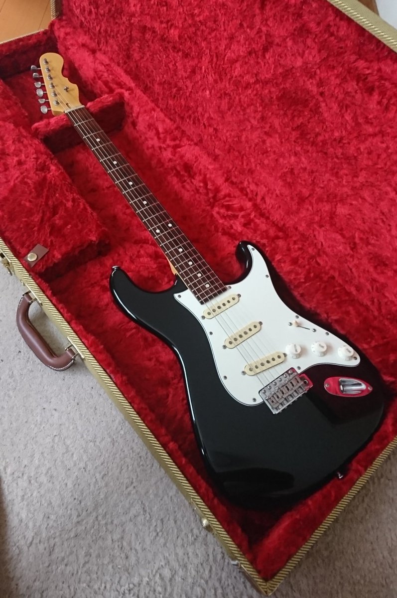 4trattore's tweet photo. 【使用機材】
エレキ：Momose MC1-STD NJ
エレキ：Gibson ﾋｽｺﾚ60's Les Paul special
アコギ：Takamine TDP512
インターフェース：UR22C
プラグインFX：BIAS FX 2 Elite

【エフェクター系(動画では使いません)】
・Xotic Soul Driven
・Strymon El Capistan
・Marshall フットスイッチ https://t.co/WRdqrNxPZp