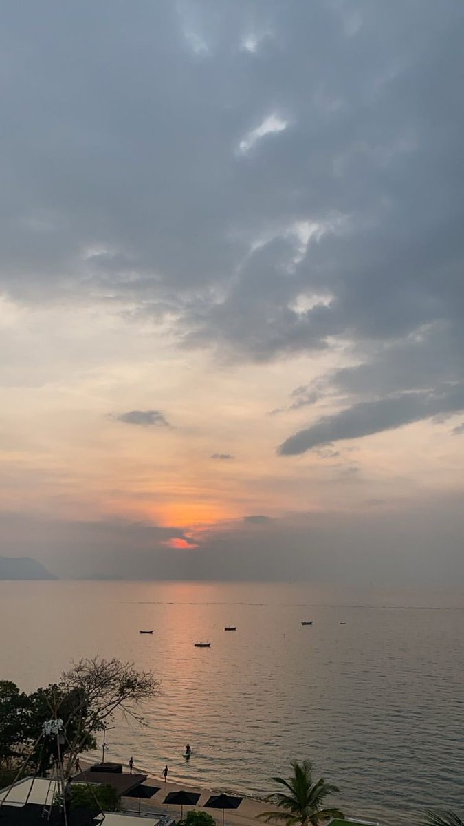 Mo Monchanok (@momonchanoks) on Twitter photo 