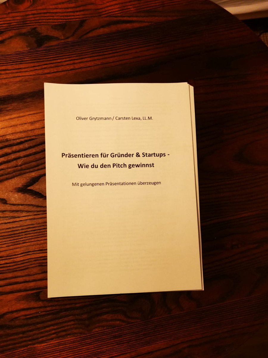 #Storytelling im #Unternehmertum muss stets praktischen #Mehrwert bieten, der auch leicht einzusetzen ist. #Präsentationen für #Startups sind so ein Anwenderfall für Storytelling. <a href="/kanzlei_lexa/">Carsten Lexa</a> und ich haben dazu 2021 einen Ratgeber für euch - aus dem Verlag @Springer_Gabler.