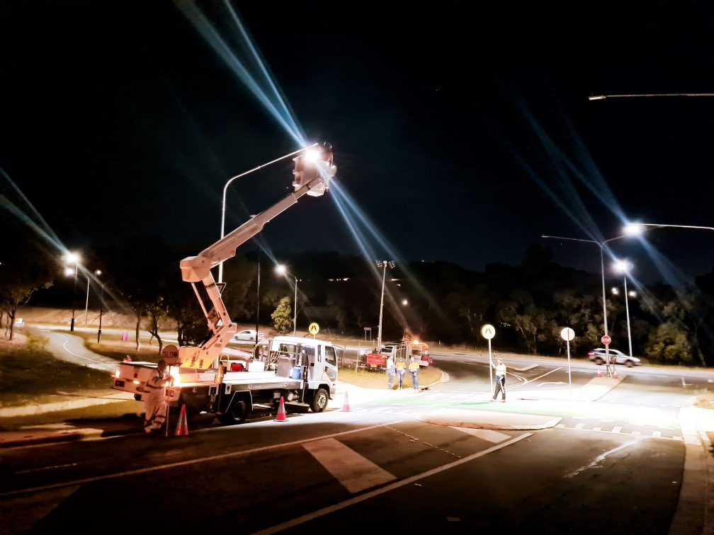 AffinityET's tweet image. Testing &amp;amp; verification of #Pedestrian crossings is important. Thanks Oztraffic &amp;amp; @TCCS_ACT for helping out. Late night for #daboyz #streetlighting