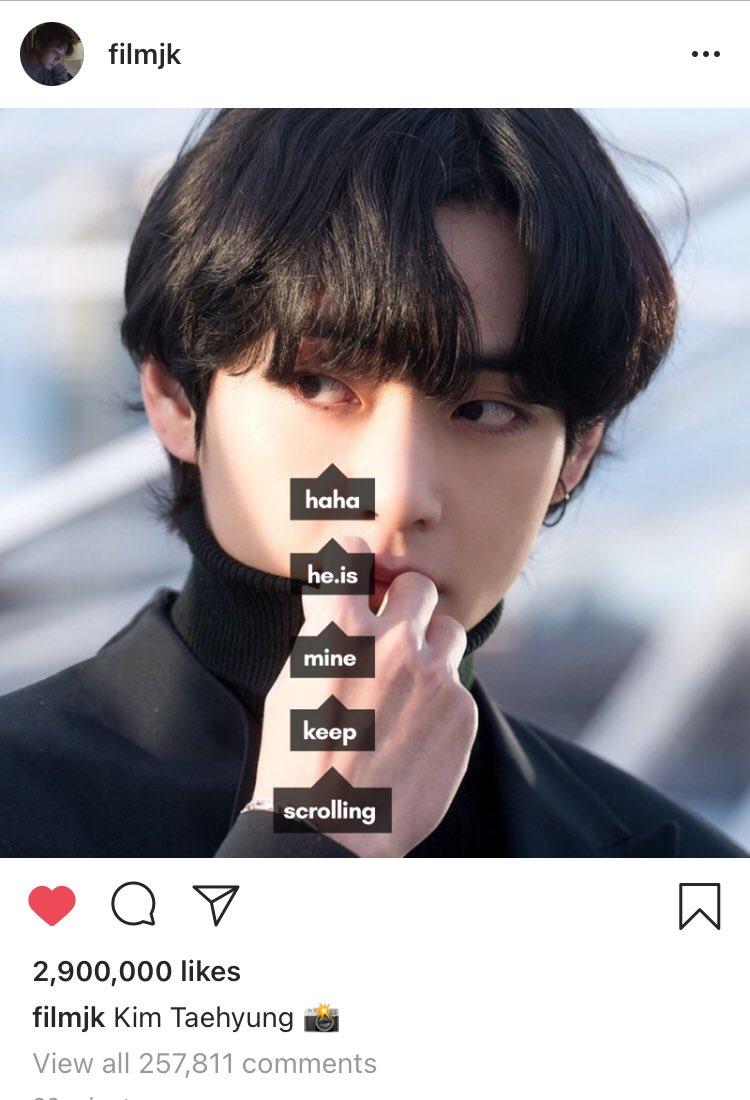 VNTK00's tweet photo. #taekookau where https://t.co/ozfg9S8XXc