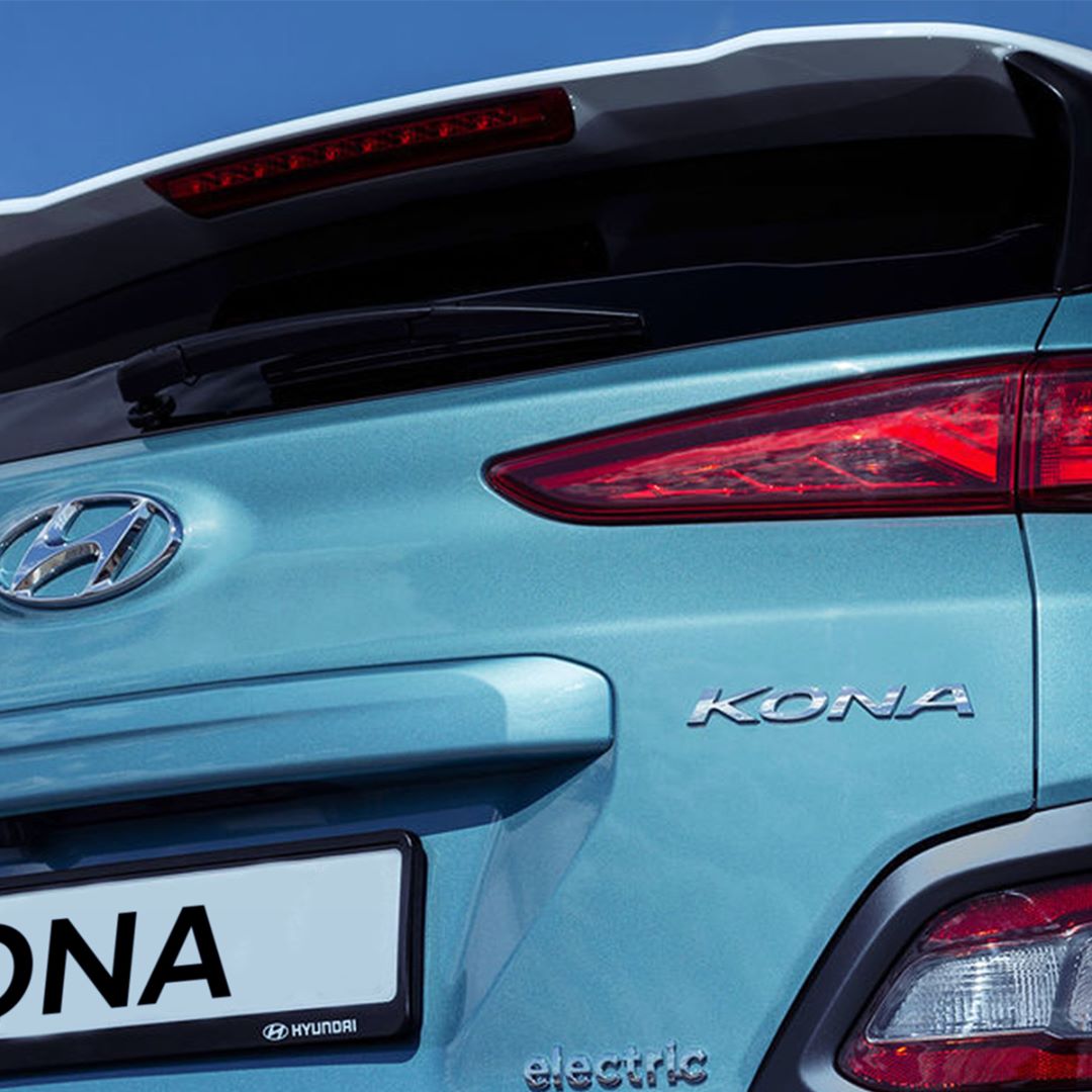 ZonautoSur's tweet photo. ¡Comienza la semana! Pero recuerda revisar periódicamente el estado de tu #Hyundai para que de siempre el 100% . ¿Tienes dudas? Contáctanos y te ayudaremos 🔝 😊

#drive #design #instacar #carstagram https://t.co/mg4exaLUmA