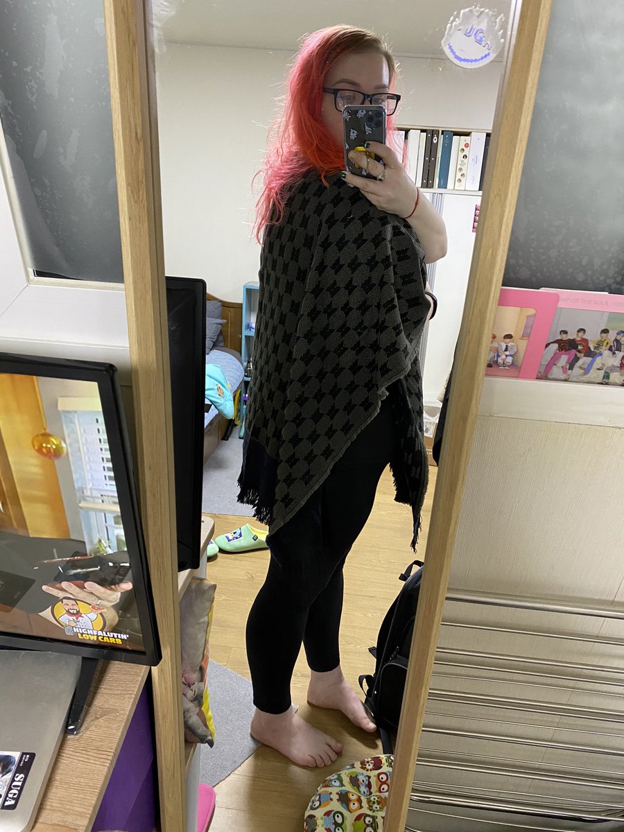 janelles_story's tweet photo. OH IT CUTE #pleaseexcusethemess https://t.co/0pmfcvL0LB