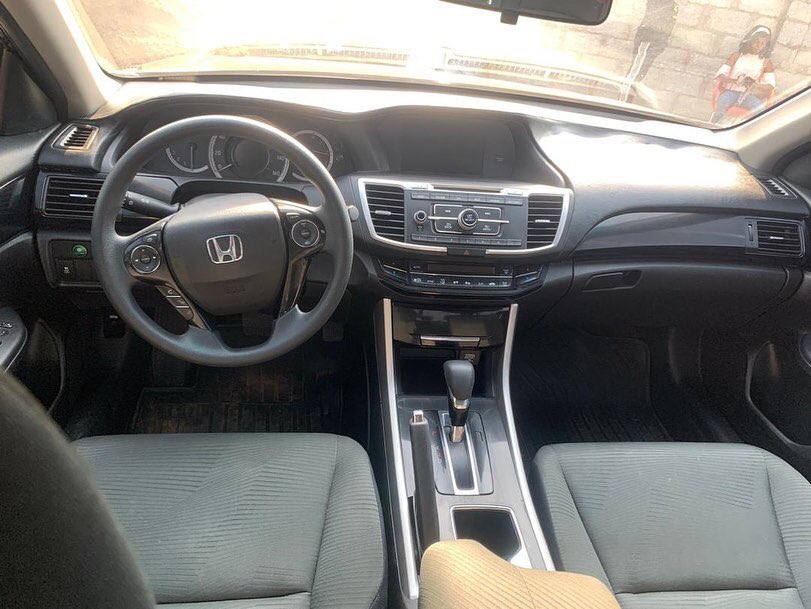 jmv_automotive's tweet photo. December Special 🎄
-Honda Accord LX
-2017
-Original Duty 
-4.3 Million Naira 
-Abuja
-07054400309
#abuja https://t.co/LoNn93SMCs