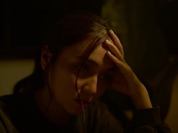 ninyaaiyana's tweet photo. Kathryn Bernardo's eyes. Expressive. Genuine. Powerful. #KathNielxBenAndBenxJMS https://t.co/zfnOOdL6Dg