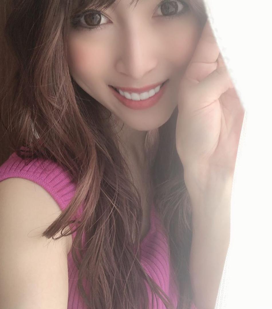Chaar_17474's tweet photo. ウルフカットにしたよ😚 https://t.co/ftCaOuQYY7