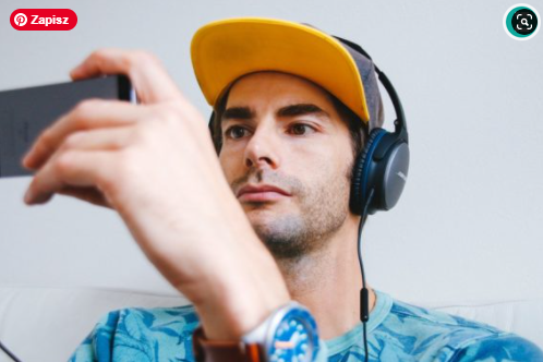 Future Collars tweet media