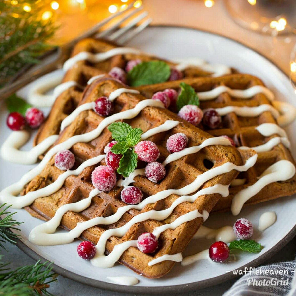 HeavenWaffle's tweet photo. How do you like your Waffle??😋😋😍 https://t.co/LiGQvIEQHA