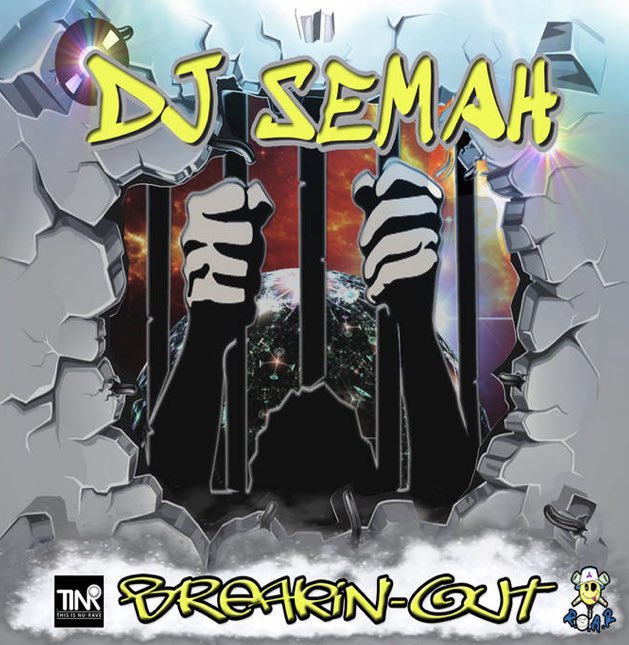 PursuitMr's tweet photo. ***OUT NOW***
DJ SEMAH - BREAKIN' OUT !
(cd only album)
buy now link - https://t.co/wRnZjHdgAU
#thisisnurave #djsemah #nurave #breakbeat #hardcore #jungle #CD2020 #cdalbum #bandcamp #bandcampmusic #OutNow #limitedstock #StockingFillerIdeas #nuskool #ravemusic https://t.co/kRlGdOKxio