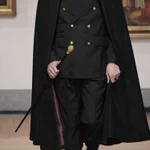 ロングコートは男のドレス？優雅で美しい姿が魅力的!