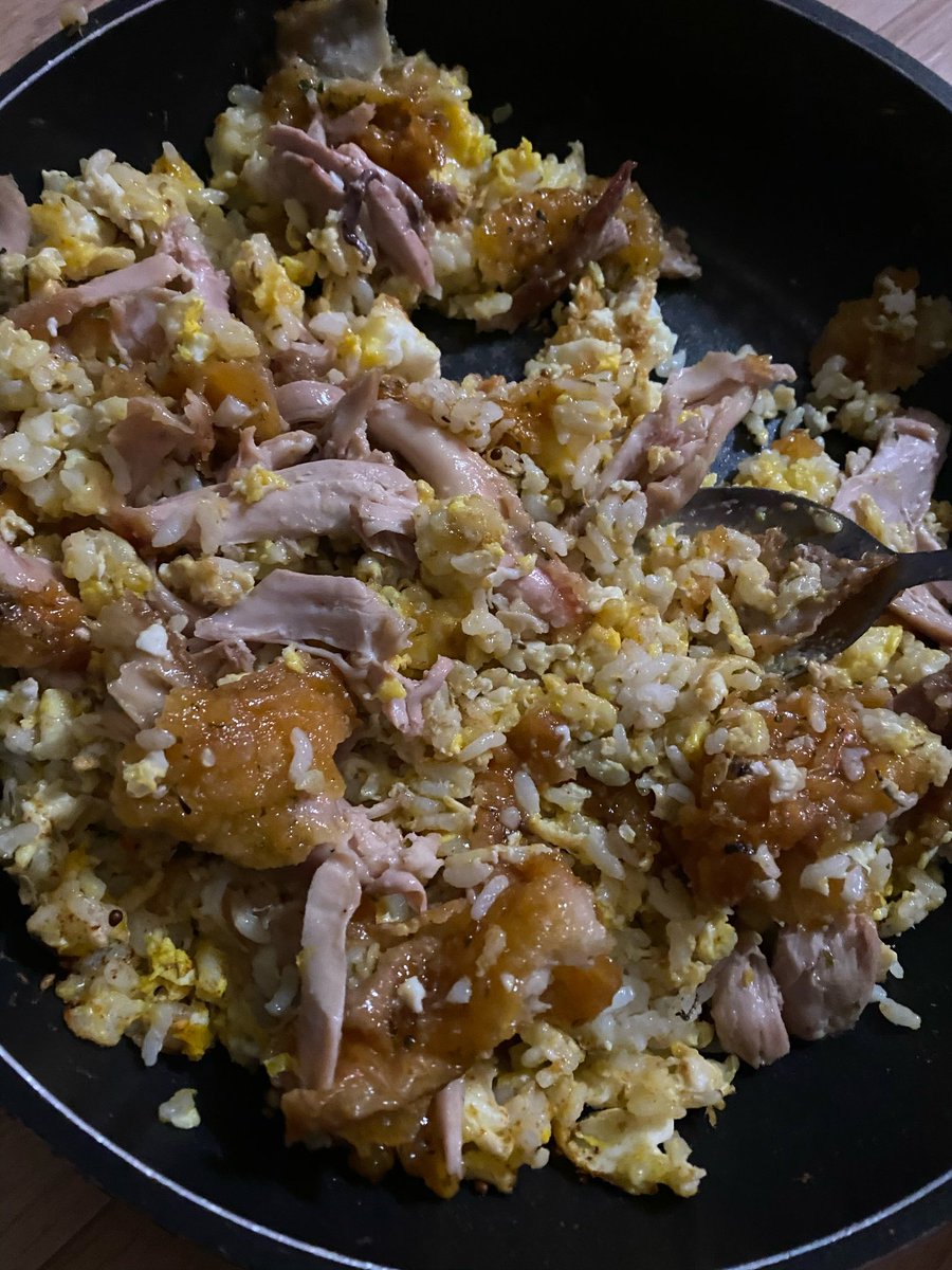 cw // food

felix is eating now! 🥺✊🏻💕