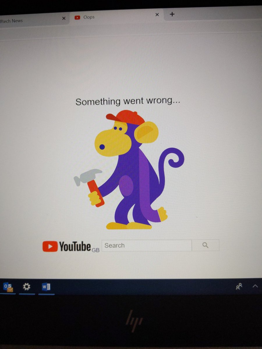 ShanaRosey's tweet photo. Bruh #YouTubeDOWN https://t.co/rsx1OvWyH3