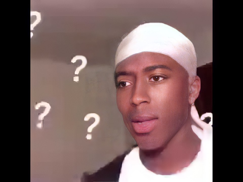 _Kostek14_'s tweet photo. Quand j'ai voulu me connecter à Gmail et que j'ai vu "Ce compte Google n'existe pas !" J'étais vraiment comme ça #YouTubeDOWN https://t.co/AistcdkMUx