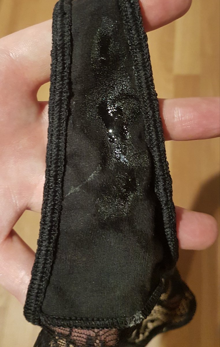 xXFeeBeeXx1's tweet photo. I think I got her pretty turned on...
😛😛😈😈
B 🍆
#PantiesCollector #wetpanty #cumtributechallenge https://t.co/7wlC42sux8
