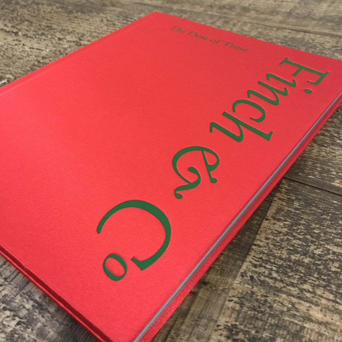 PureprintGroup's tweet photo. Another edition of the fabulous and always striking Finch & Co art catalogue with a beautiful foiled @RatchfordFJ Elements cover and colourful printed endpaper #creativecloth #creativematerials #artcatalogue https://t.co/d30KSkk8WA