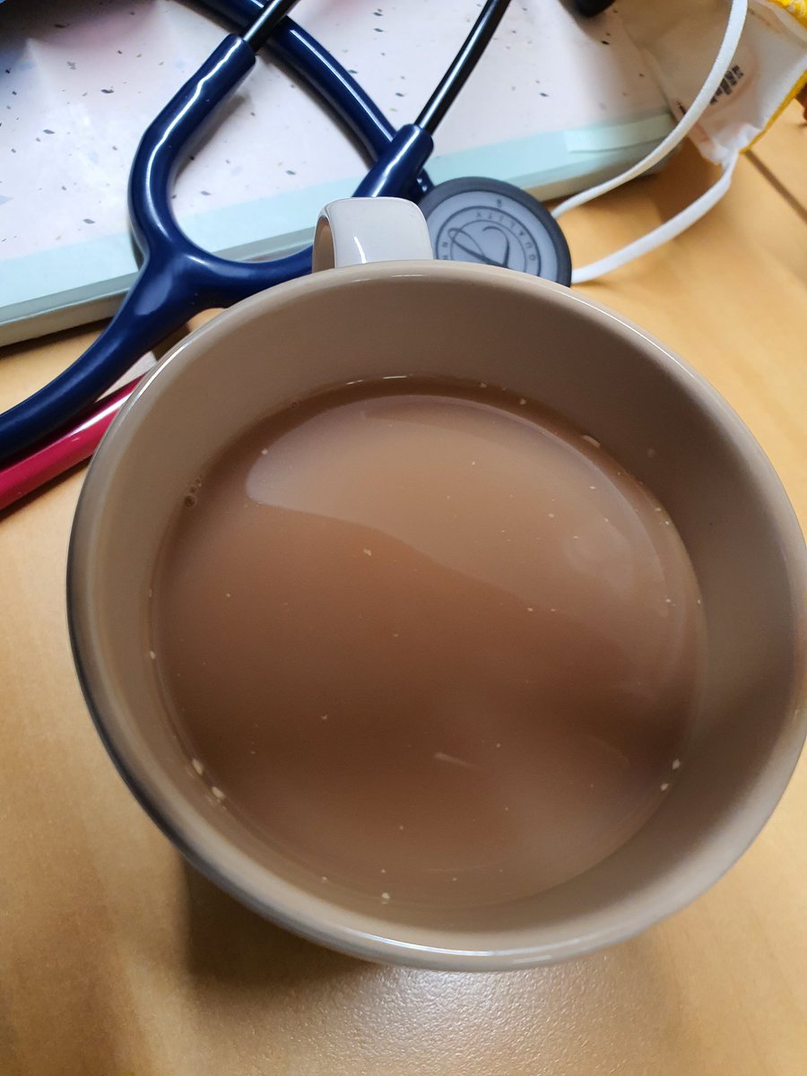 genevievethueux's tweet photo. Sums up this #MondayMood ... milk has slightly split in my tea but I'm drinking it anyway....#nhstea #boredofcovid https://t.co/lQOLQEQZy9