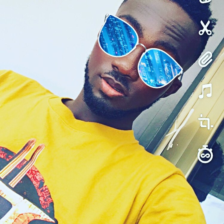 NanabaMc's tweet photo. When we do good, we should do it whole heartedly and expect nothing in returns..........#ThE_RoYaL 🩸 https://t.co/3dP79GBJXa