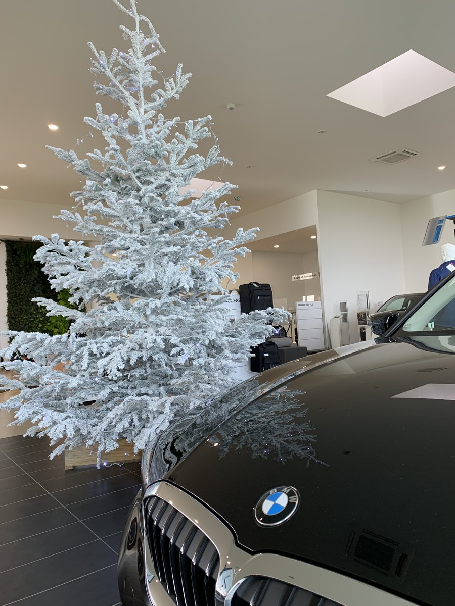 HTPYRO's tweet photo. Mon beau sapin 🌲🎼

Quelques aperçus de nos différentes réalisations dans les BMW de l'Ouest🔽🔽🔽

#Noel #Christmas #BMW #SapinNoel2020 https://t.co/G74WZbDJyq